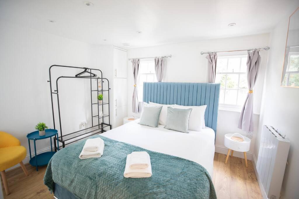 Perfect Location 4Bed 2 Bath Spacious Apartment London Bagian luar foto